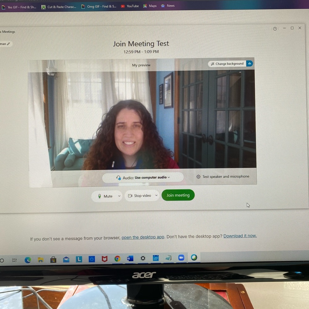 Meet your Posher, Emily